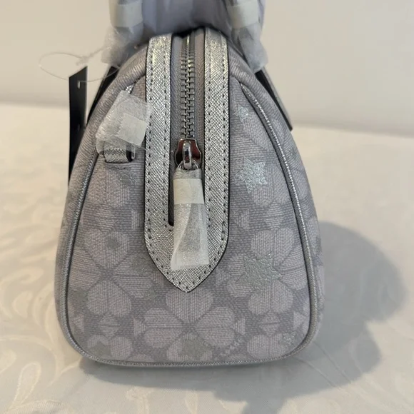 🎉HP🎉♠️Kate spade Spade Flower Star Toss Small Dolly Duffle Crossbody - Picture 9 of 15